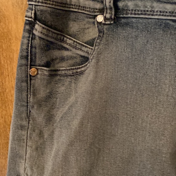 Fashion 2 Love - Picture 3 of 7